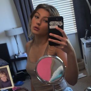 Meet your Posher, Savannah